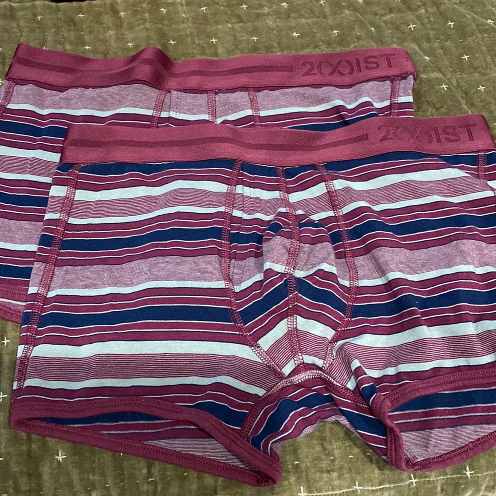 1 pair of trunks (that means TWO items!)